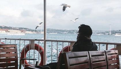 九游电脑版-脚踝扭伤18赛季颠簸起航 詹姆斯无意缺席圣诞大战